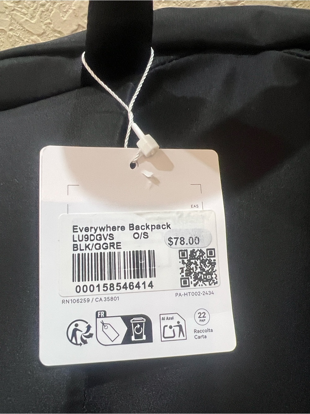 lululemon athletica Black Everyday Backpack with Front Zip Pocket - Picture 8 of 8